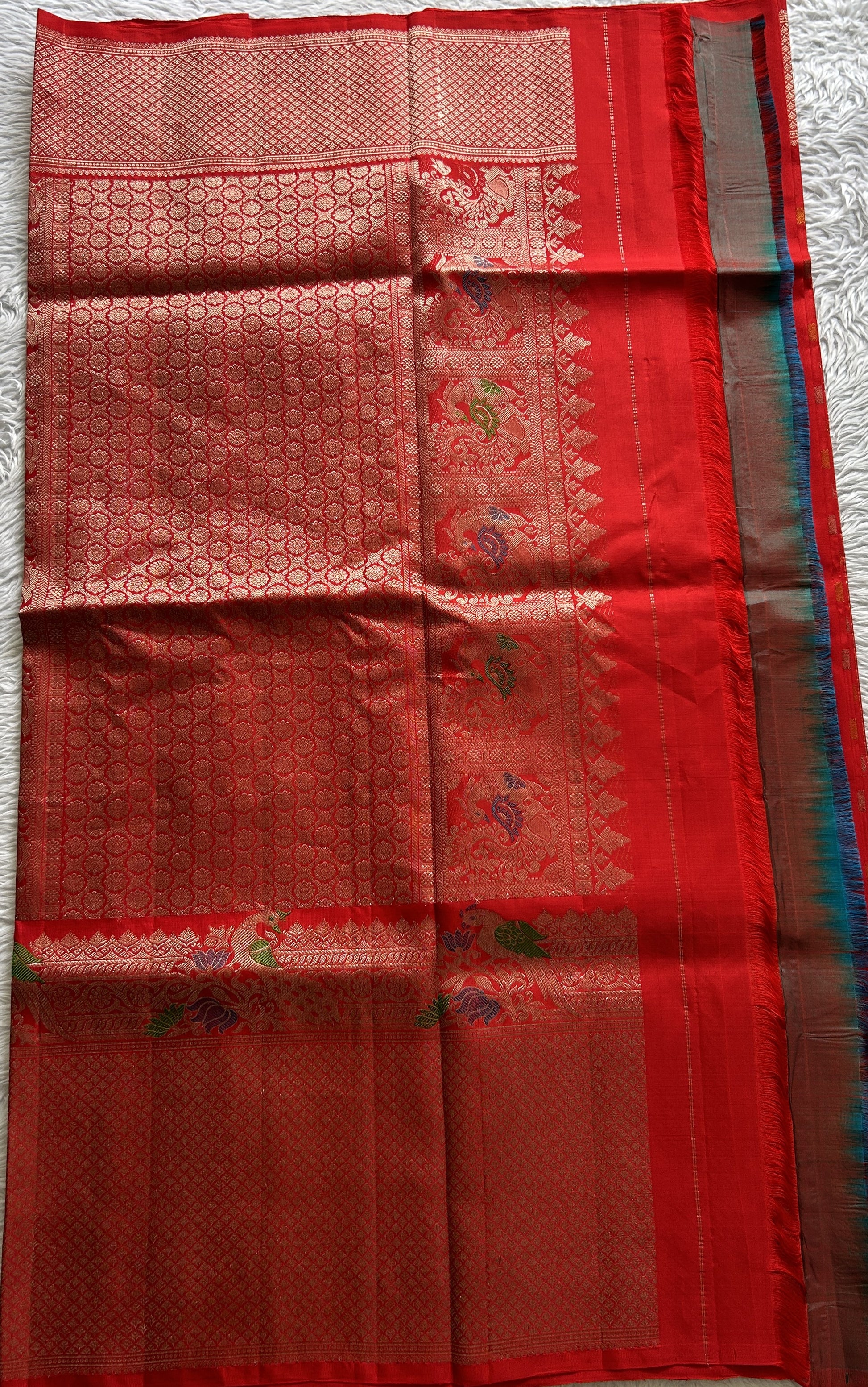 Gadwal Pattu Saree Red Colored Complemented With a Zari Border - Sampradaya Designer Studio
