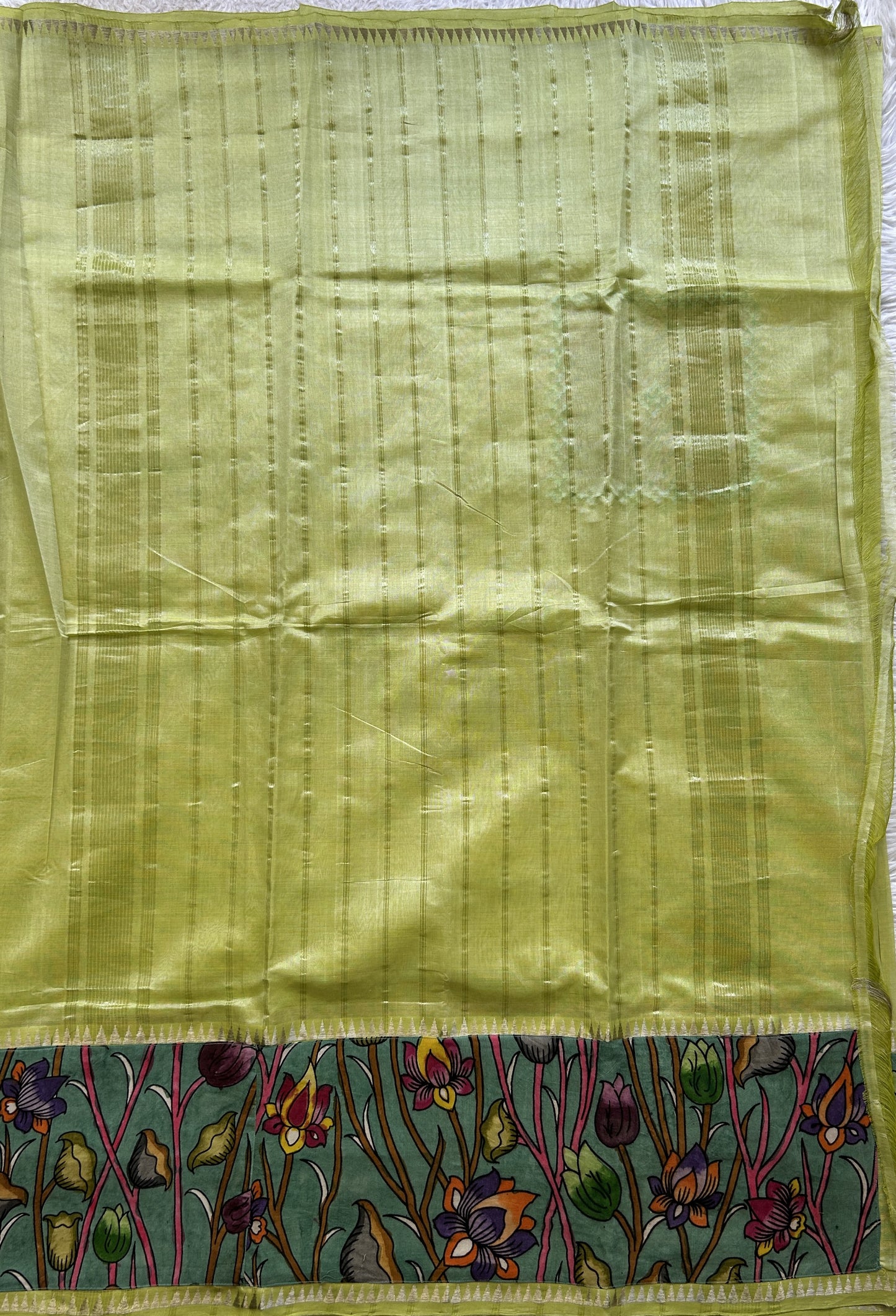 Mangalagiri Plain Pattu Saree Neon colored complemented with a Pen Kalamkari Border. - Sampradaya Designer Studio
