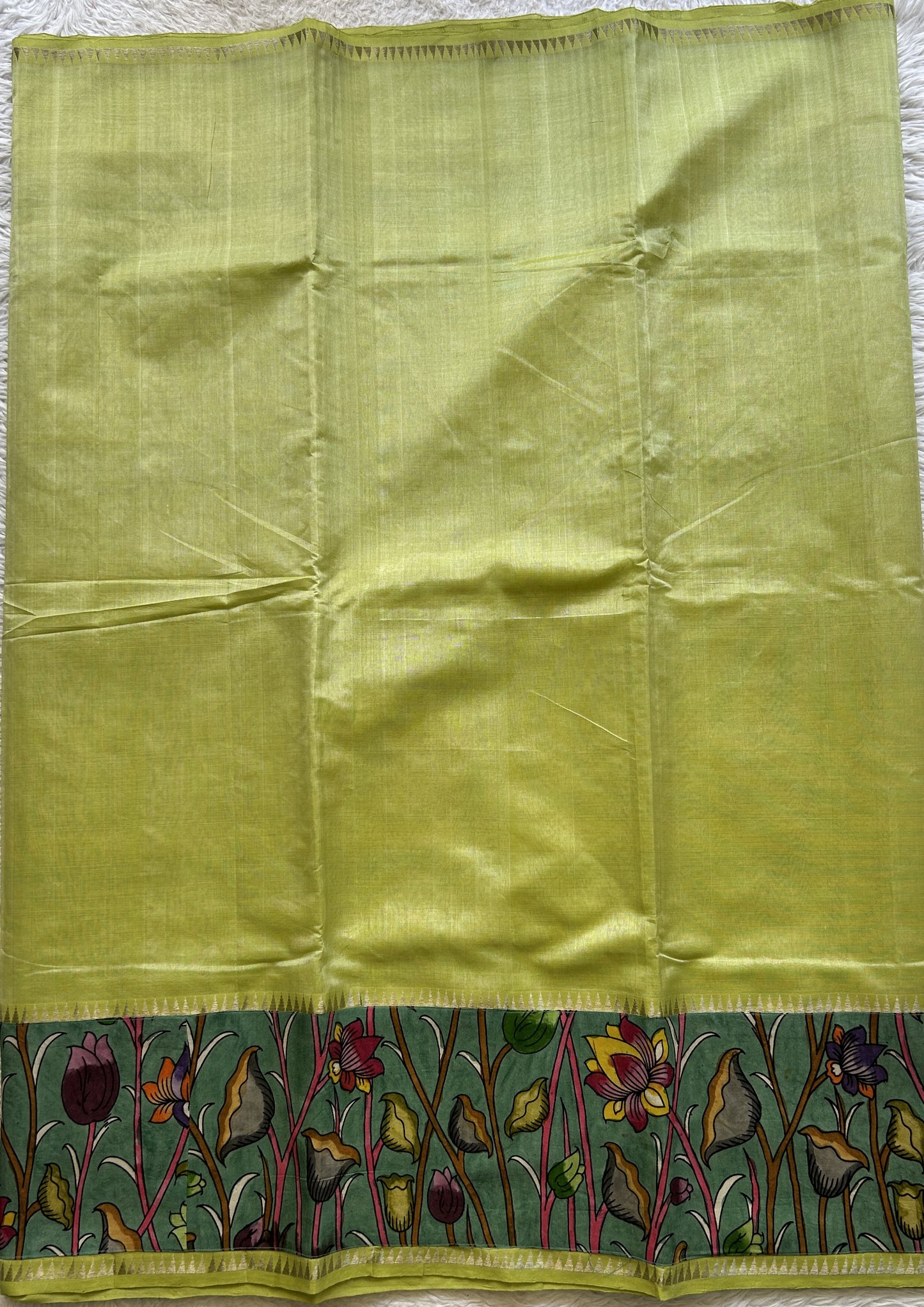 Mangalagiri Plain Pattu Saree Neon colored complemented with a Pen Kalamkari Border. - Sampradaya Designer Studio