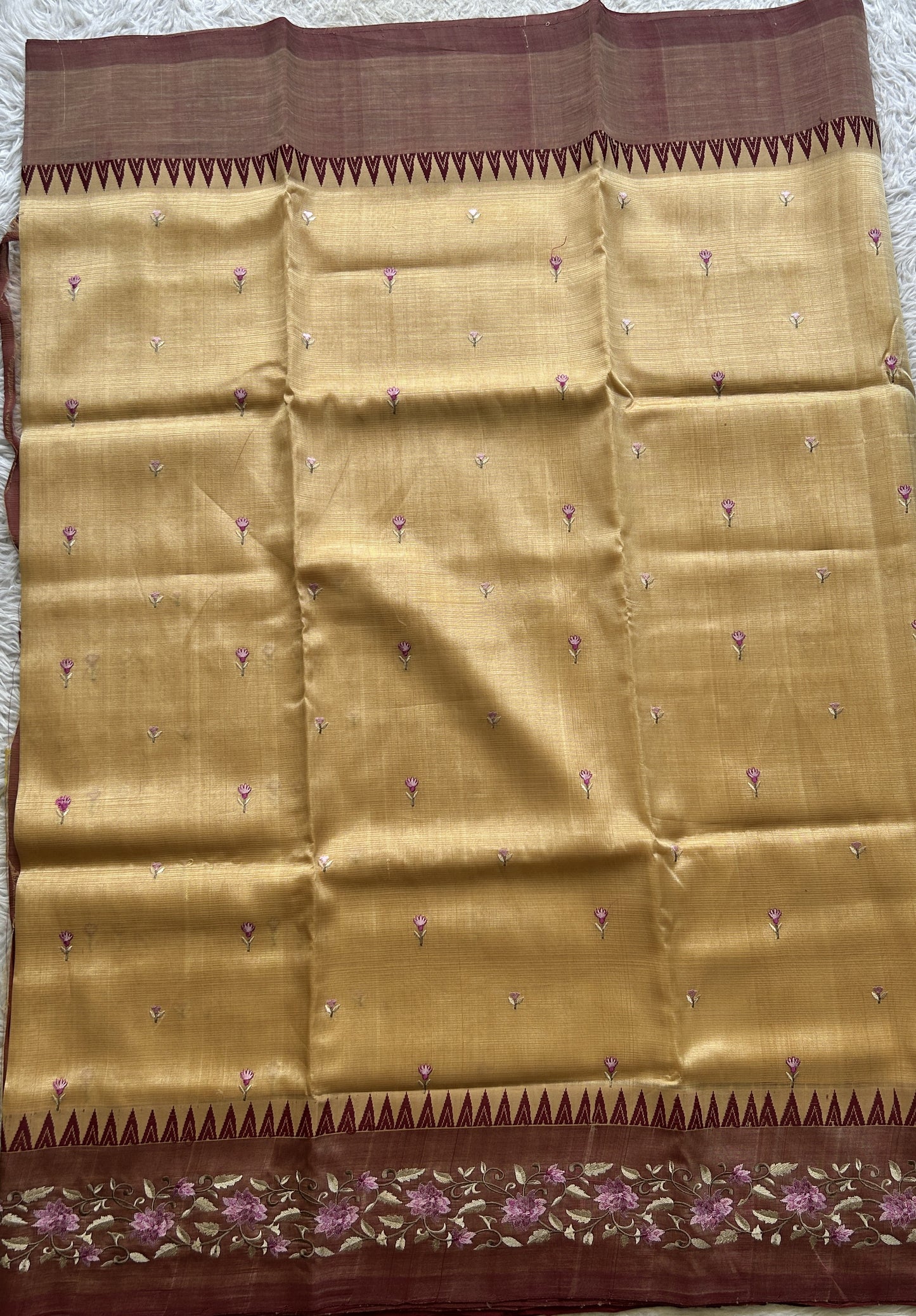 Mangalagiri Pattu Saree Cream colored complemented with a Embroidery Border. - Sampradaya Designer Studio