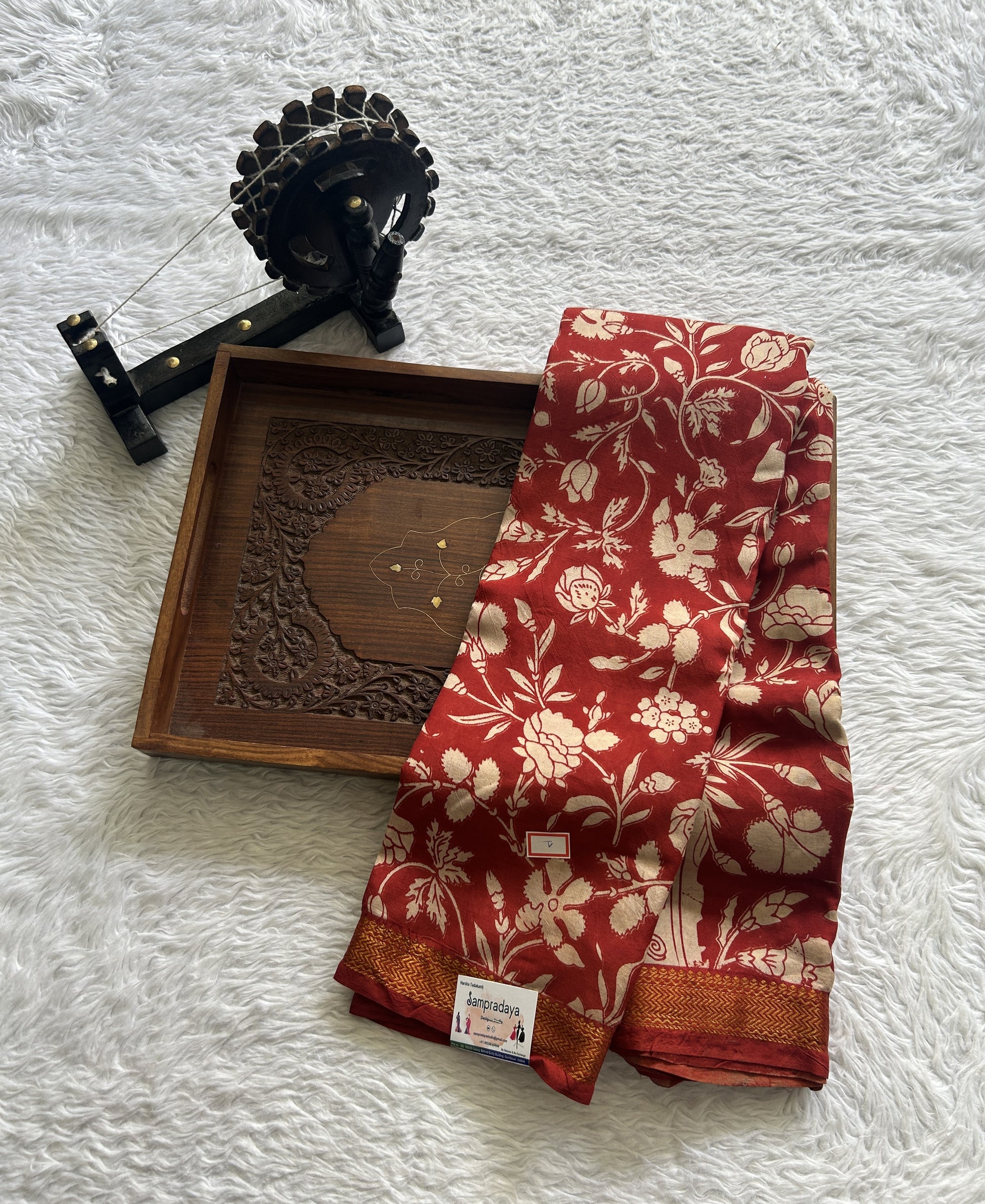 Mangalagiri Pen Kalamkari Saree Dark Red colored complemented with a Zari border - Sampradaya Designer Studio