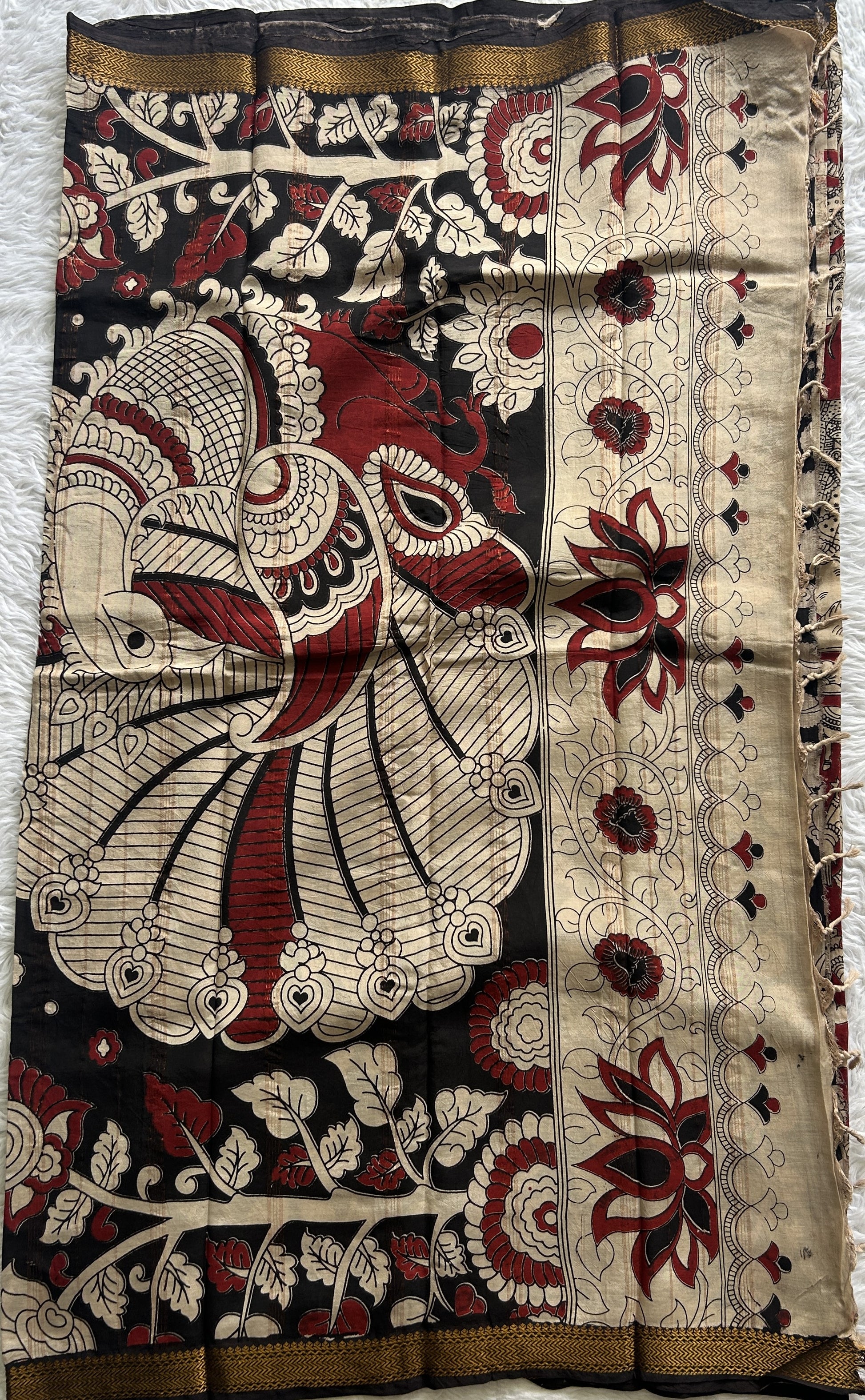 Mangalagiri Pen Kalamkari Saree Maroon colored complemented with a Zari border - Sampradaya Designer Studio