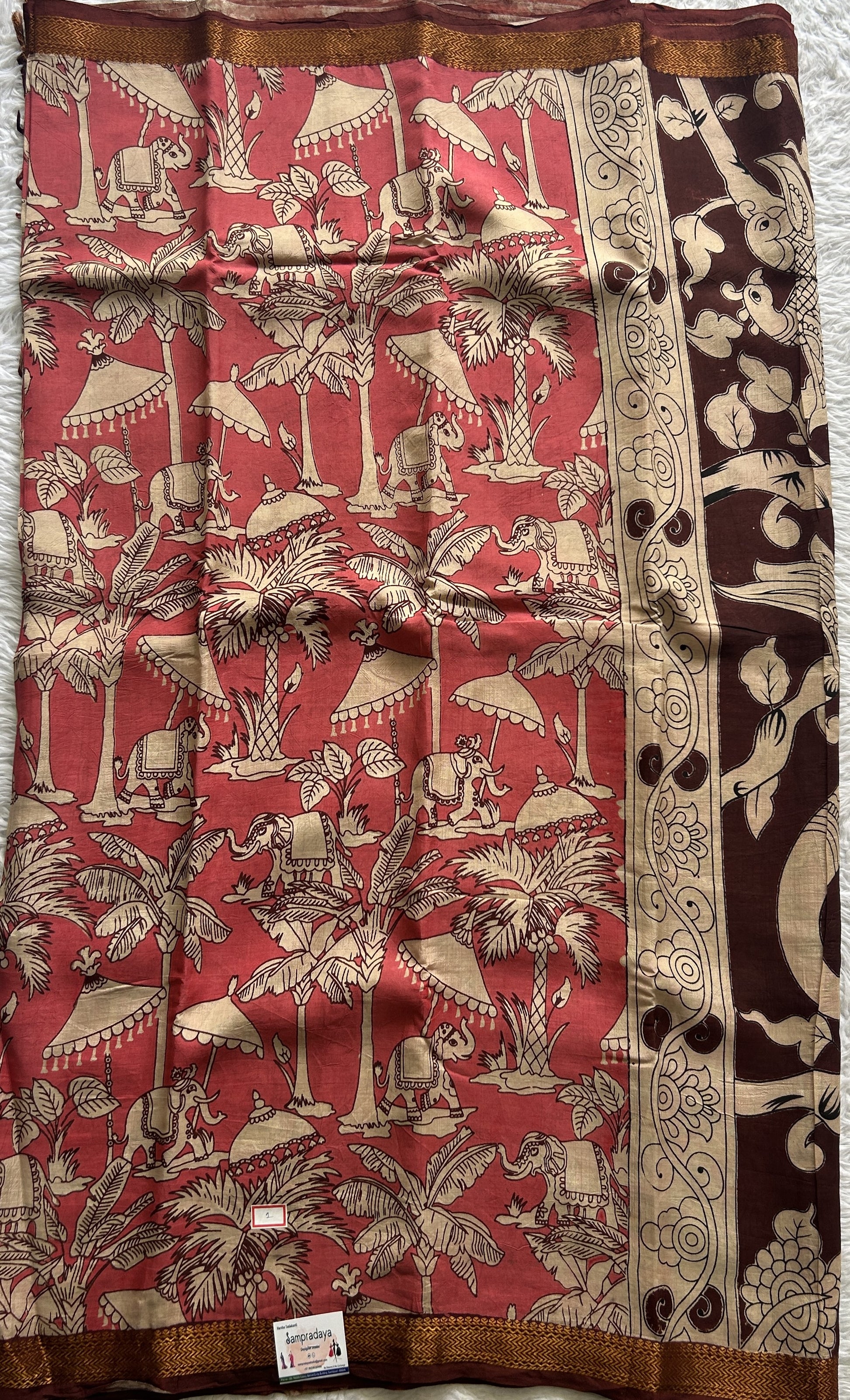 Mangalagiri Pen Kalamkari Saree Dark Pink colored complemented with a Zari border - Sampradaya Designer Studio