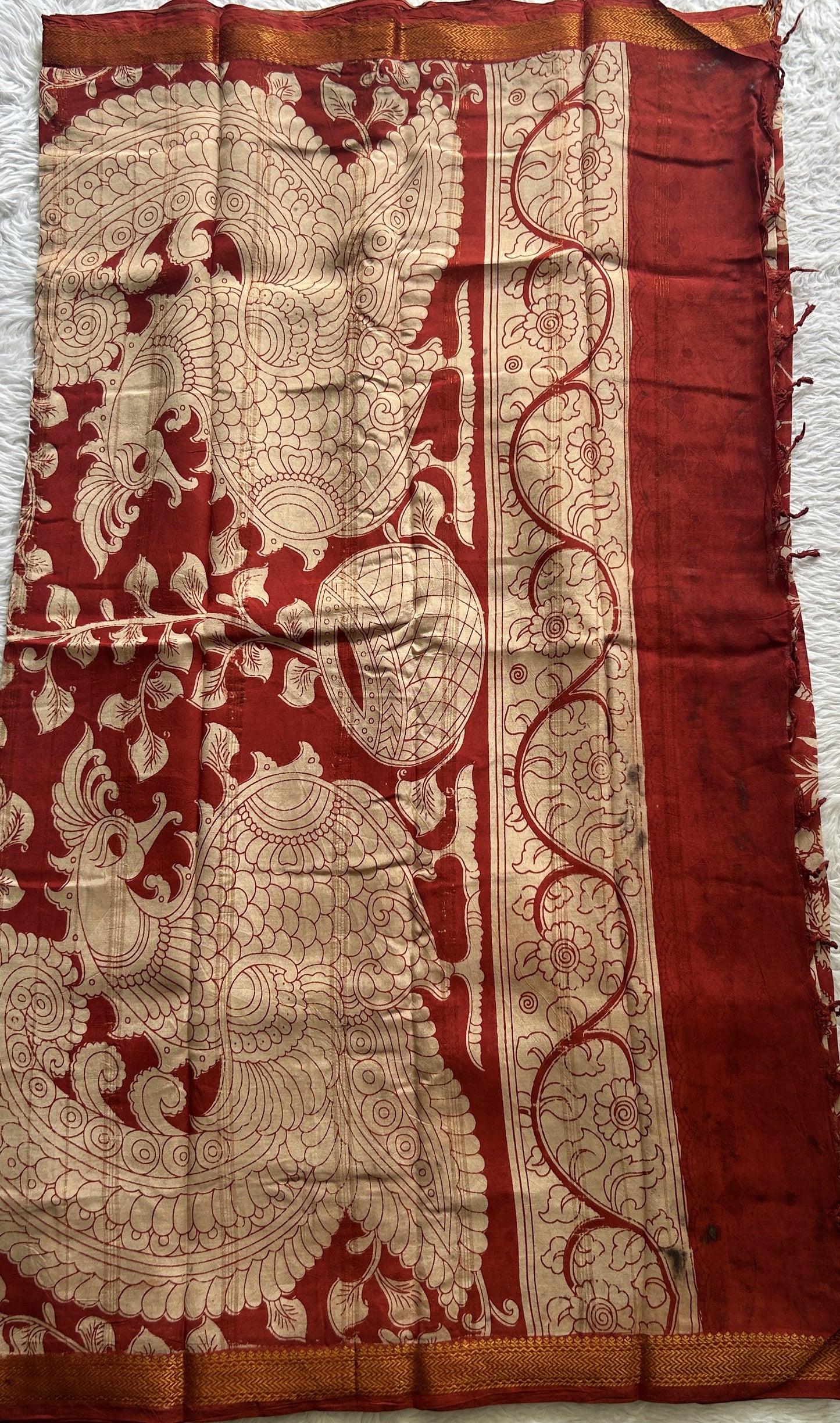 Mangalagiri Pen Kalamkari Saree Dark Red colored complemented with a Zari border - Sampradaya Designer Studio