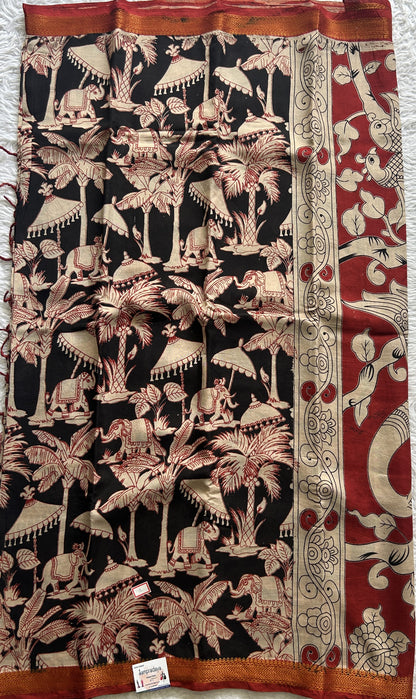 Mangalagiri Pen Kalamkari Saree Black colored complemented with a Zari border - Sampradaya Designer Studio