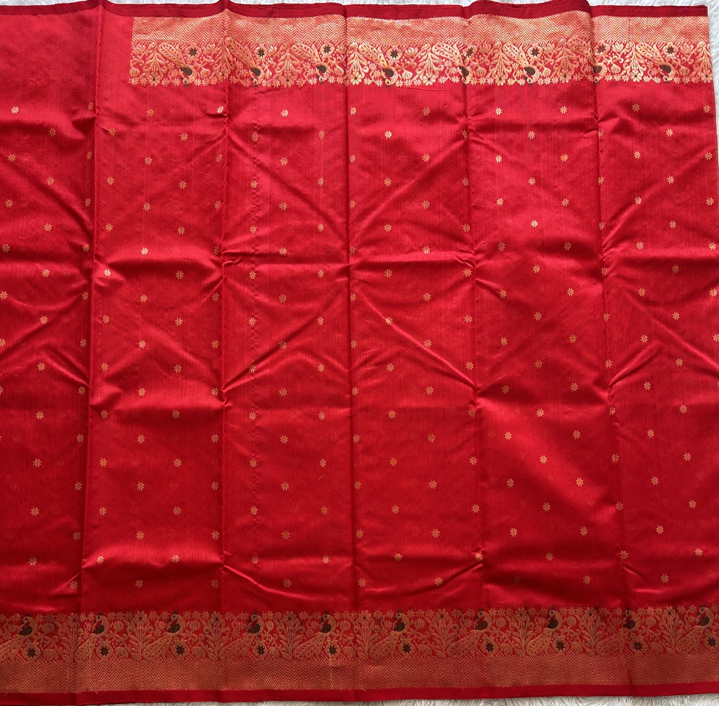 Red Chanderi Silk Saree With Gold Zari Border — Pure Handloom | Silk Mark Certified