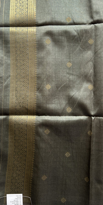 Semi Tussar Saree French Lilac Colored Complemented with a Olive Green Zari Border. - Sampradaya Designer Studio