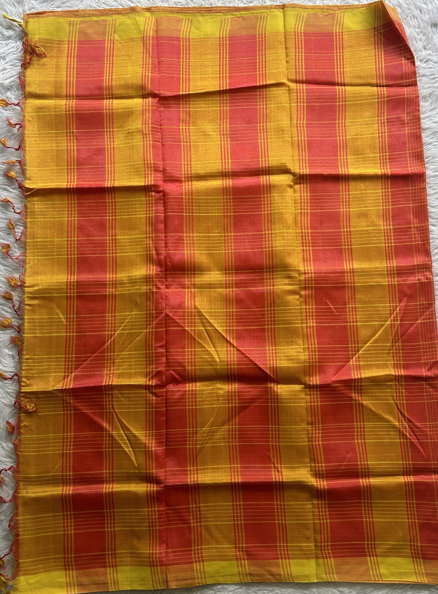 Mangalagiri Plain Pattu Saree Pink colored complemented with a No Border. - Sampradaya Designer Studio