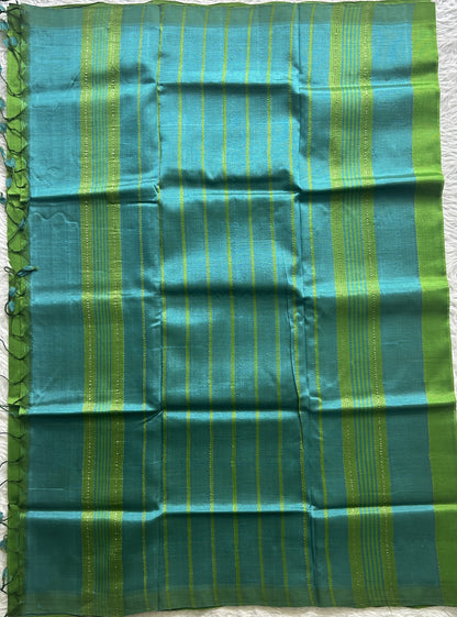 Mangalagiri Plain Pattu Saree Parrot Green colored complemented with a No Border. - Sampradaya Designer Studio