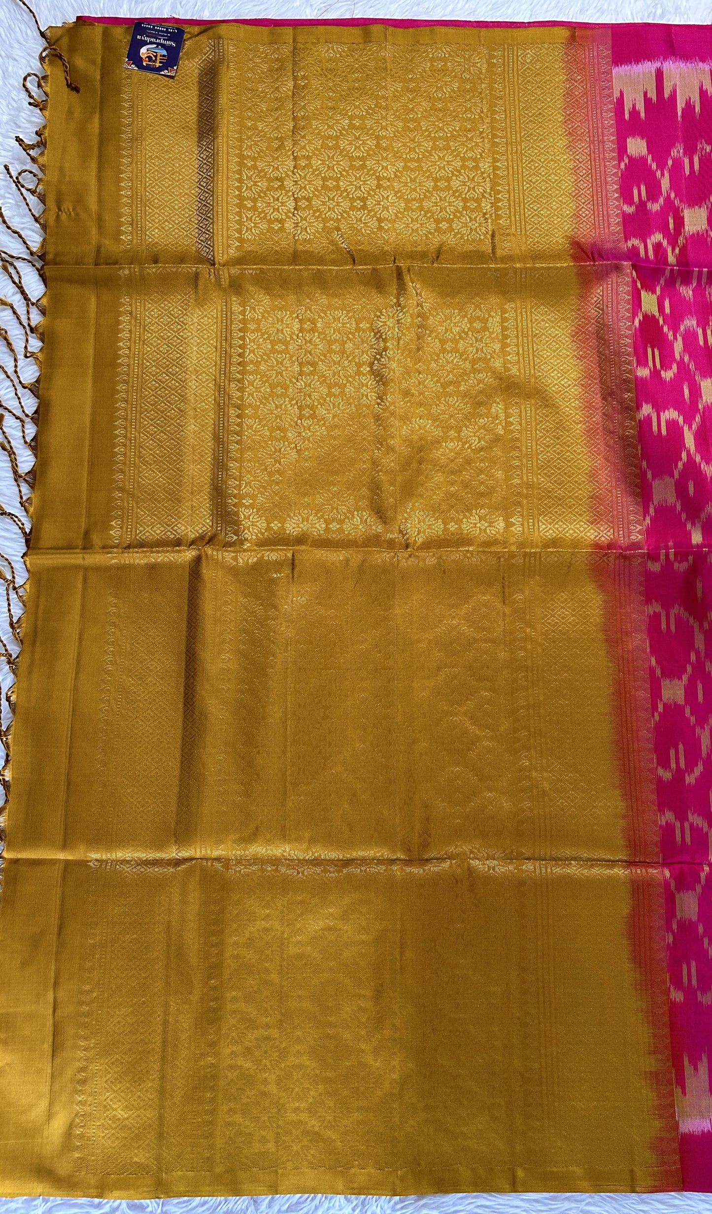 Kanjivaram Festive Soft Silk Saree Pink colored Saree complemented with a borderless Saree. - Sampradaya Designer Studio