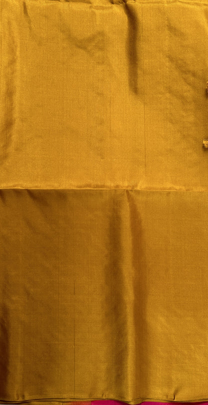 Kanjivaram Festive Soft Silk Saree Pink colored Saree complemented with a borderless Saree. - Sampradaya Designer Studio