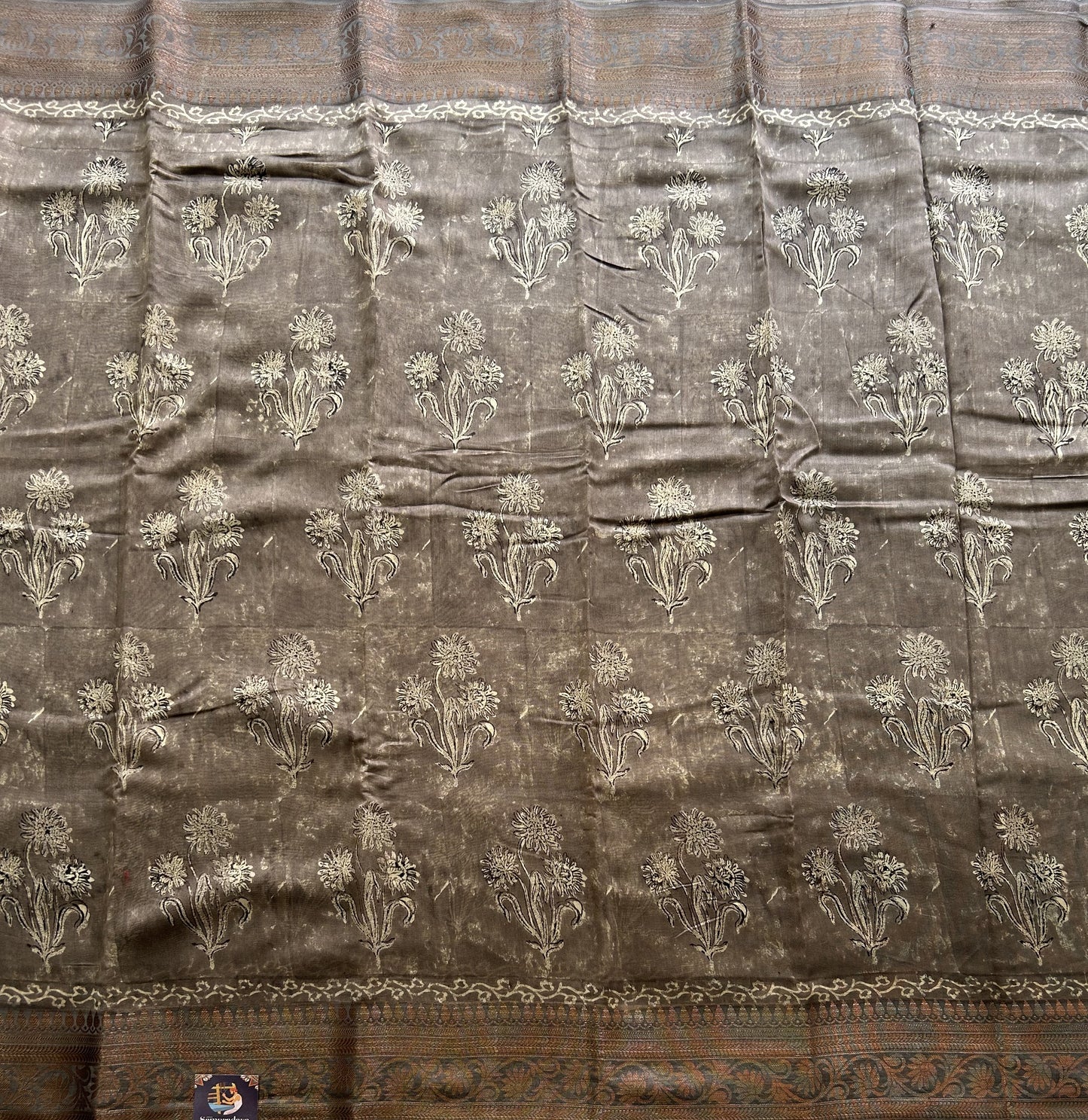 Gray Maheshwari  Cotton Saree for Women - Elegant Office & Daily Wear.