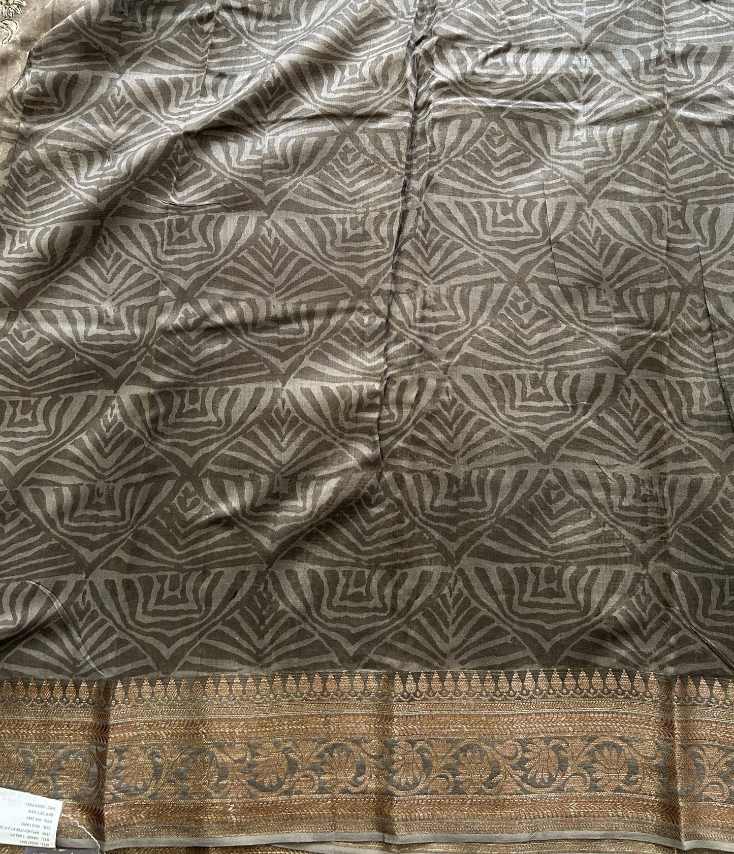 Gray Maheshwari  Cotton Saree for Women - Elegant Office & Daily Wear.