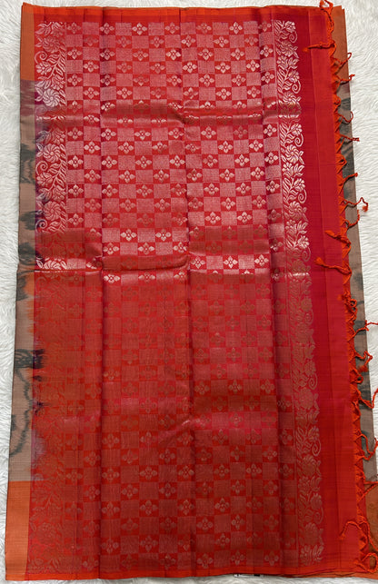 Kanjivaram Festive Silk Saree Beige colored Saree complemented with a Orange Colored Kanchi border. - Sampradaya Designer Studio