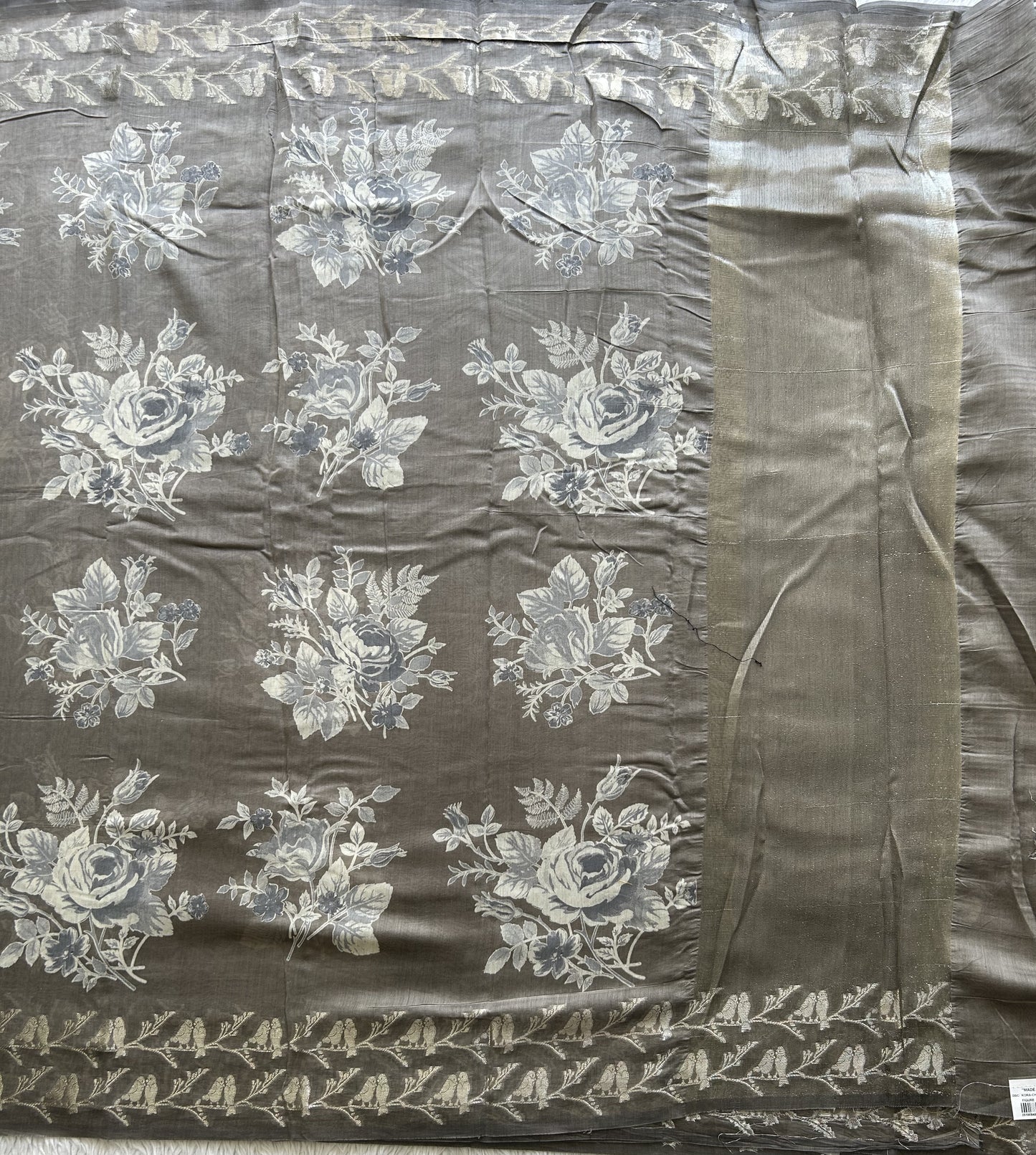 Gray Maheshwari  Cotton Saree for Women - Elegant Office & Daily Wear.