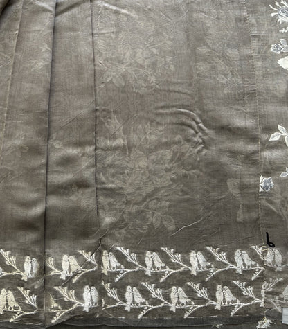 Gray Maheshwari  Cotton Saree for Women - Elegant Office & Daily Wear.
