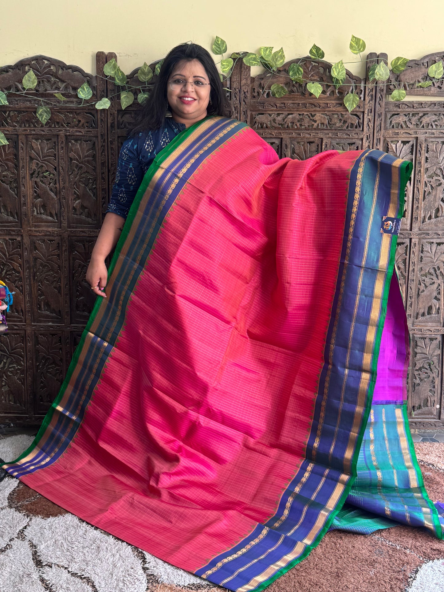 Pink Gadwal Silk Saree with Gold Zari Border — Pure Handloom | Silk Mark Certified