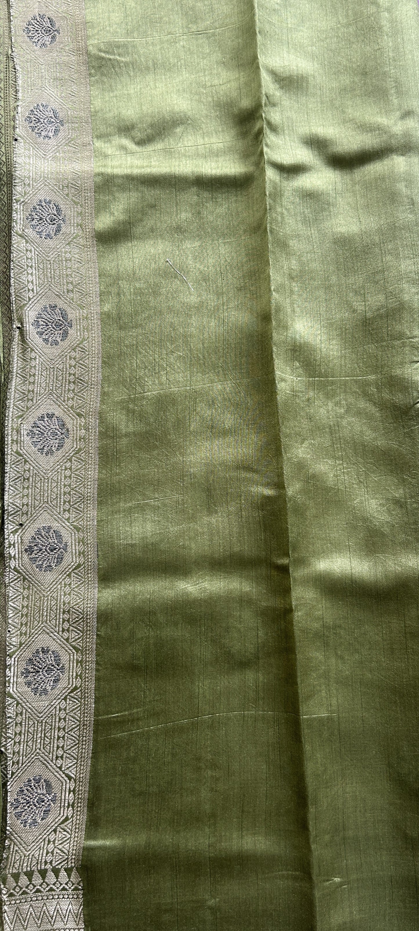 Dupion Silk Saree Lavender Colored Complemented with a Zari Border. - Sampradaya Designer Studio