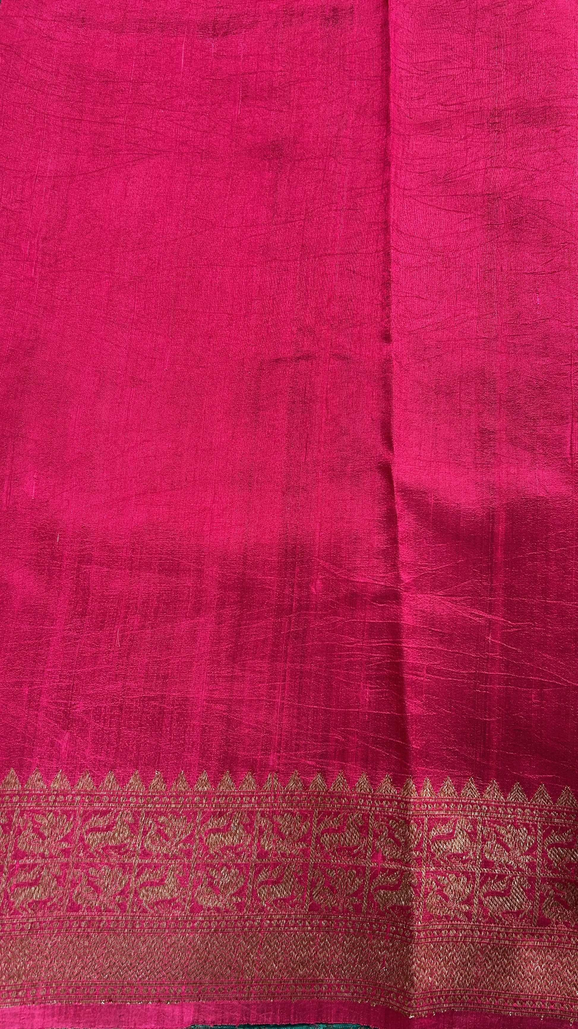 Banarasi Raw Silk Sarees Rama Green Colored Complemented With a Intricate Weaving Border - Sampradaya Designer Studio