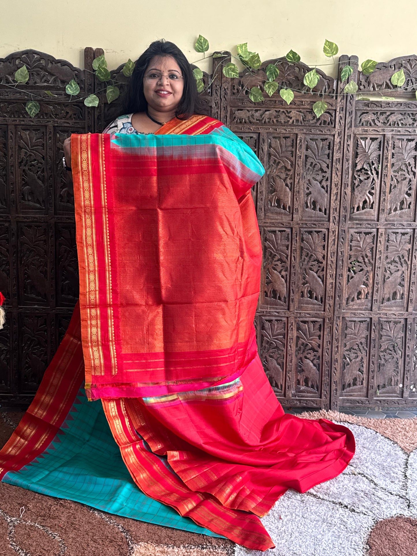 Green Gadwal Silk Saree with Gold Zari Border — Pure Handloom | Silk Mark Certified