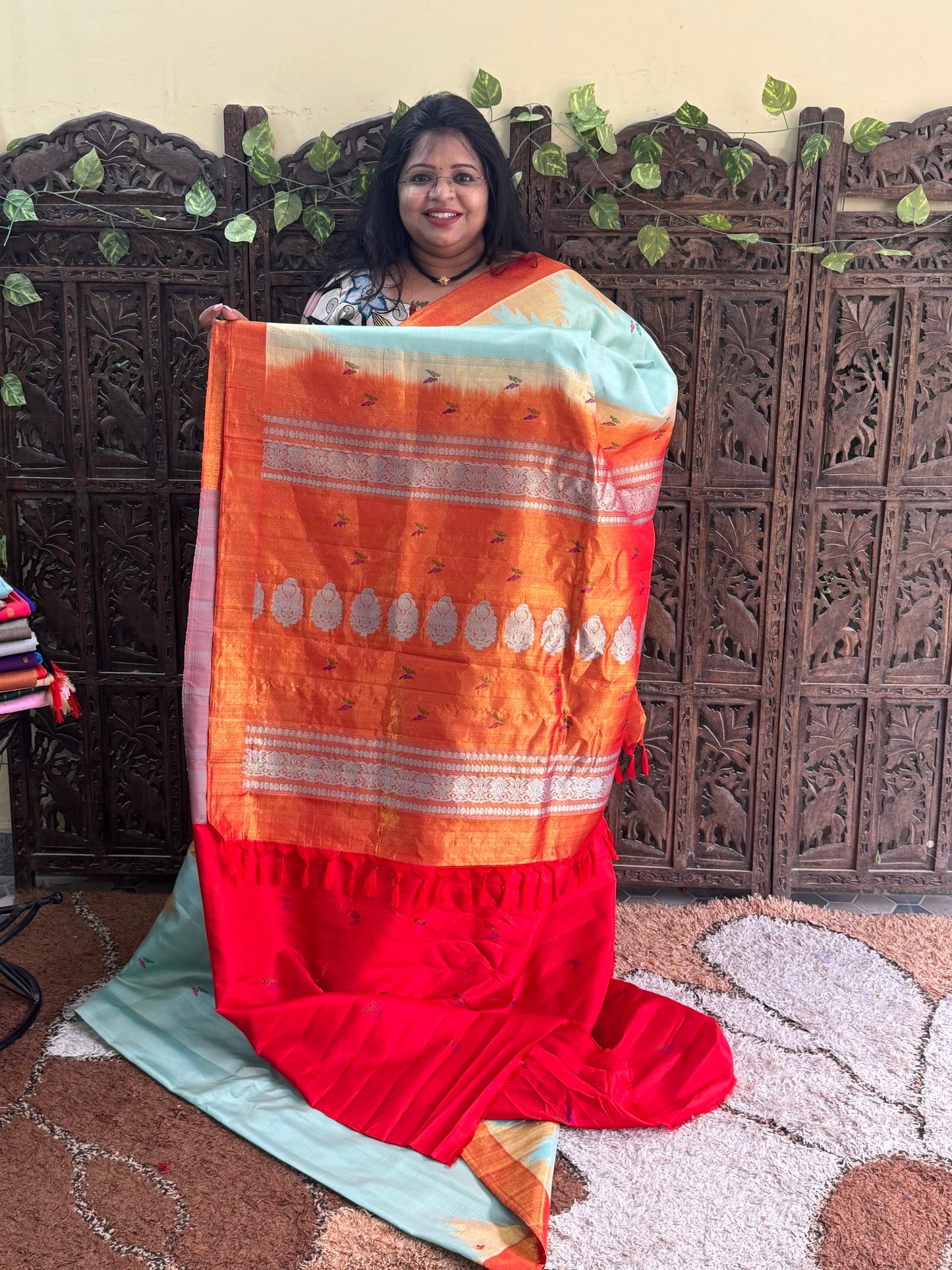 Sea Green Gadwal Silk Saree with Gold Zari Border — Pure Handloom | Silk Mark Certified