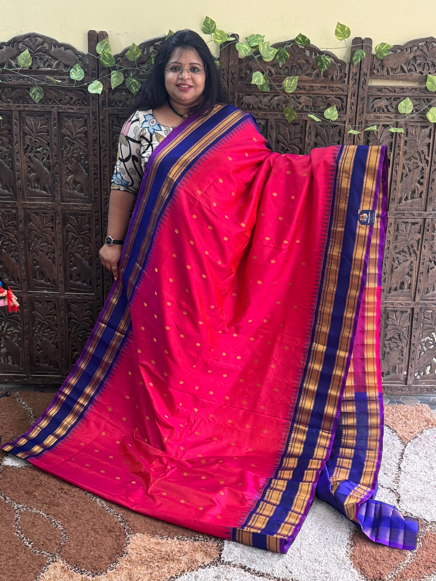 Pink Gadwal Silk Saree with Gold Zari Border — Pure Handloom | Silk Mark Certified