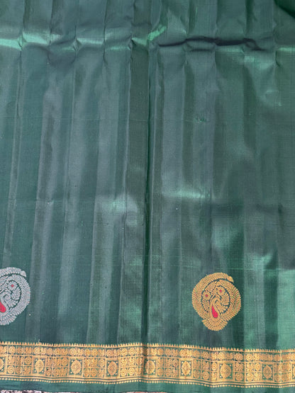 Green Gadwal Silk Saree with Gold Zari Border — Pure Handloom | Silk Mark Certified