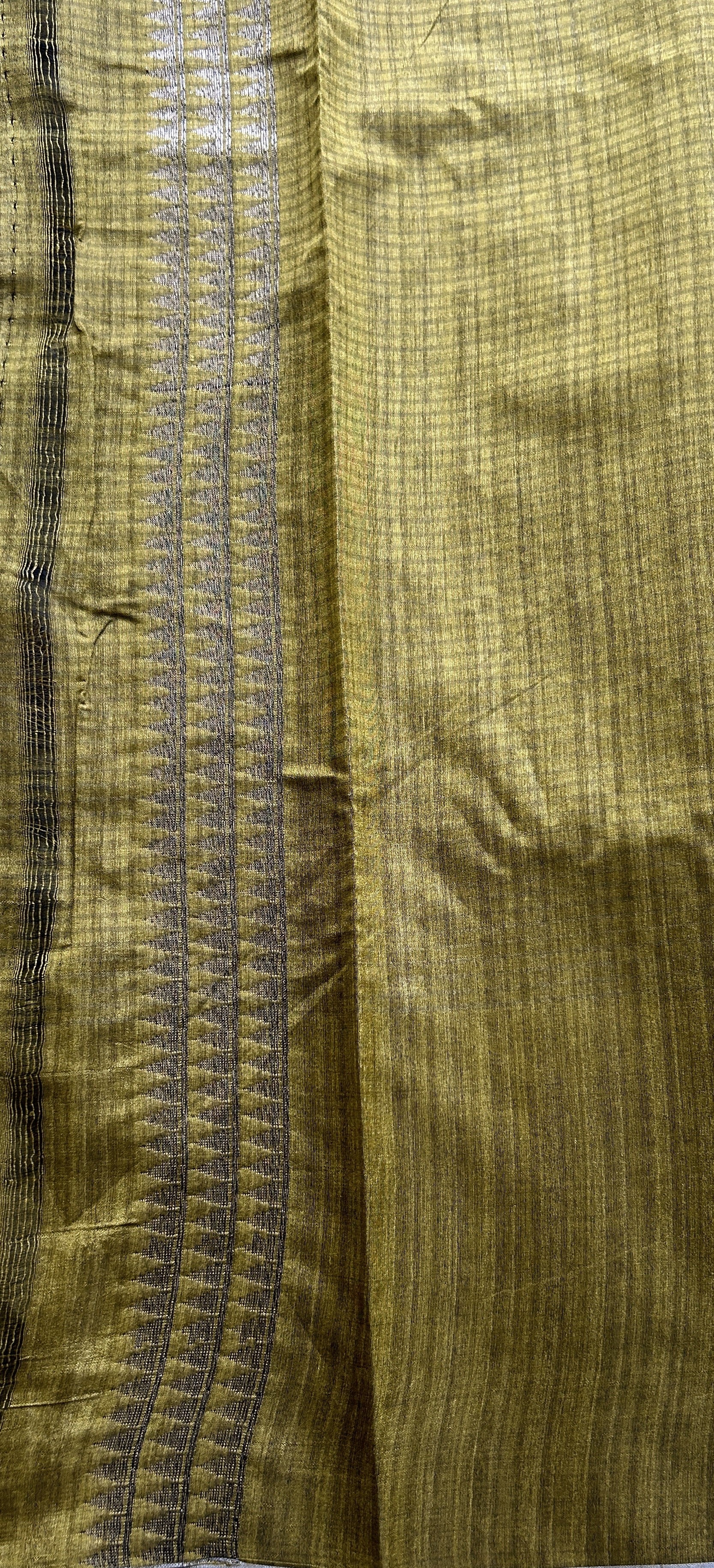 Semi Tussar Saree Olive Green Colored complemented with a Borderless. - Sampradaya Designer Studio