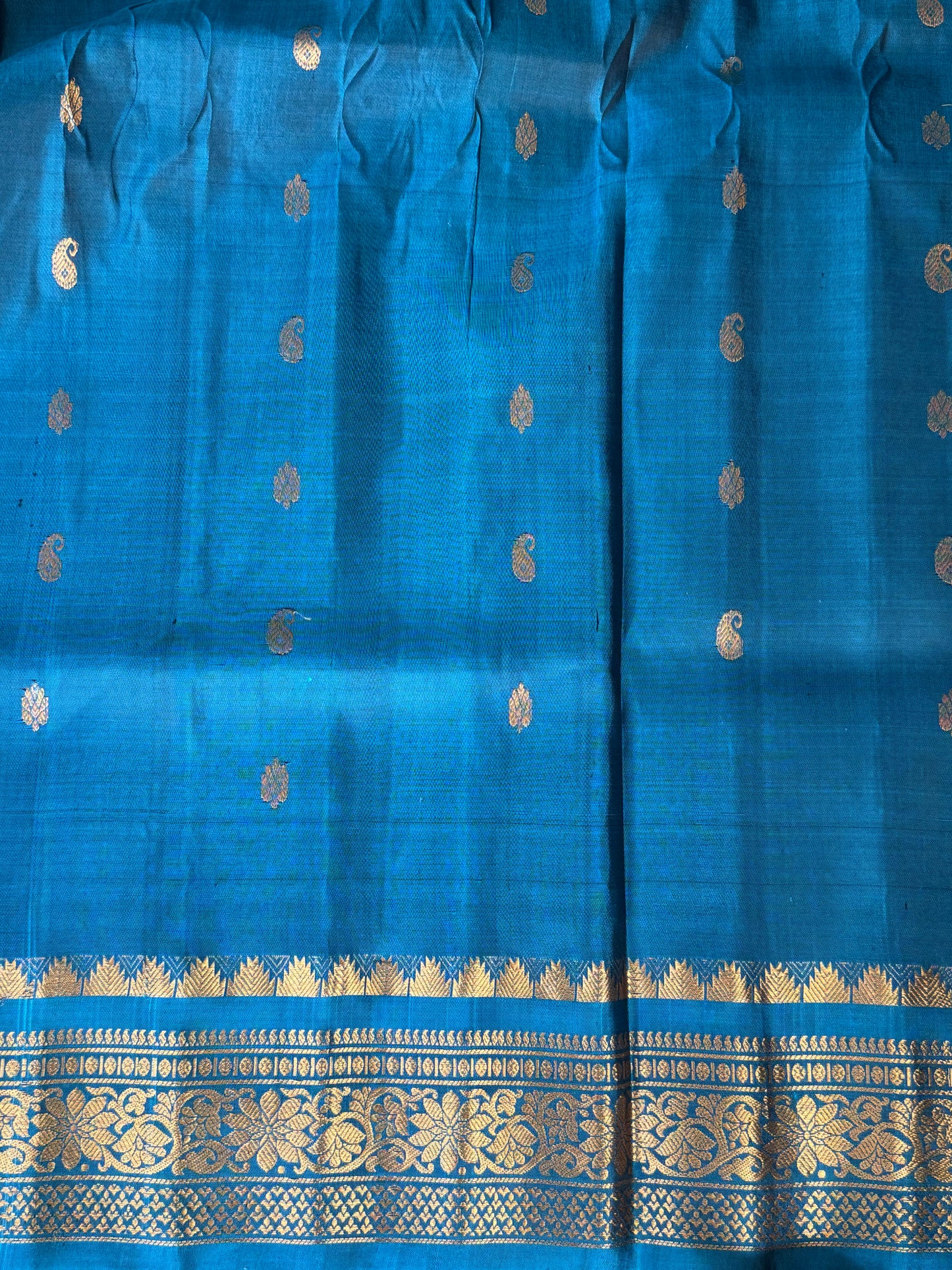 Purple Gadwal Silk Saree with Gold Zari Border — Pure Handloom | Silk Mark Certified