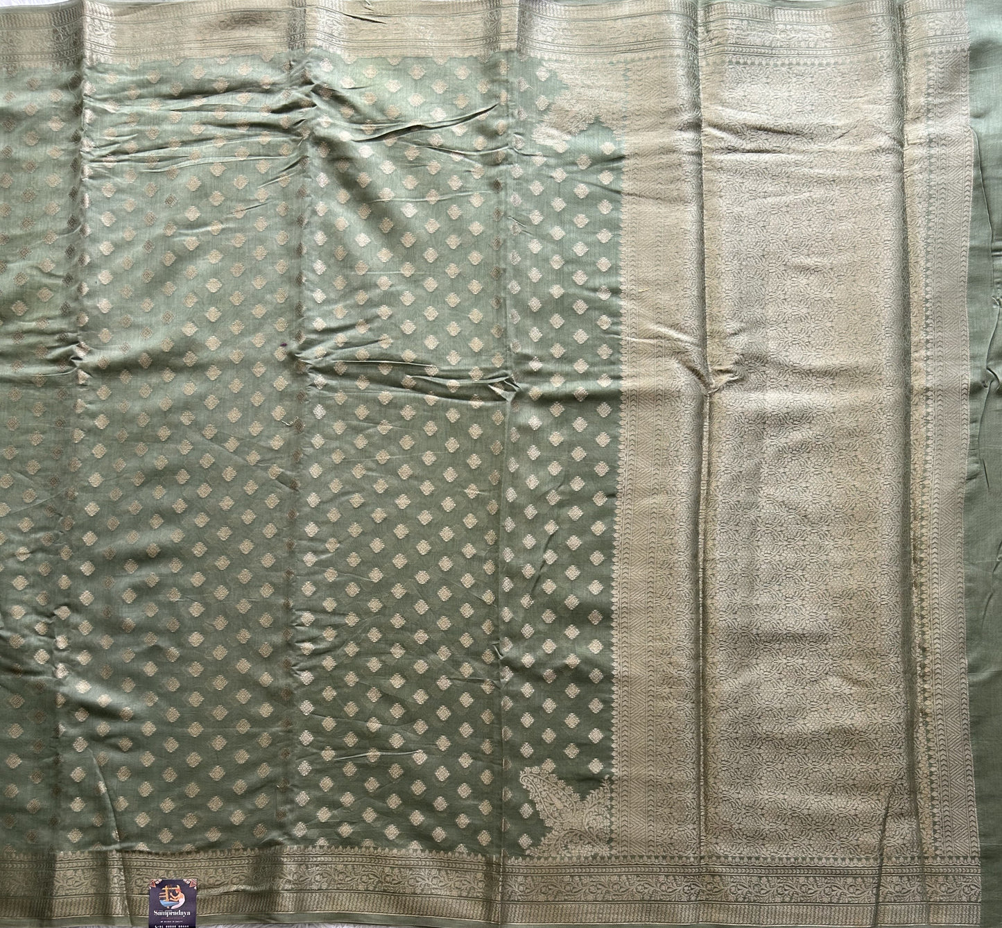 Green Maheshwari  Cotton Saree For Women - Elegant Office & Daily Wear.