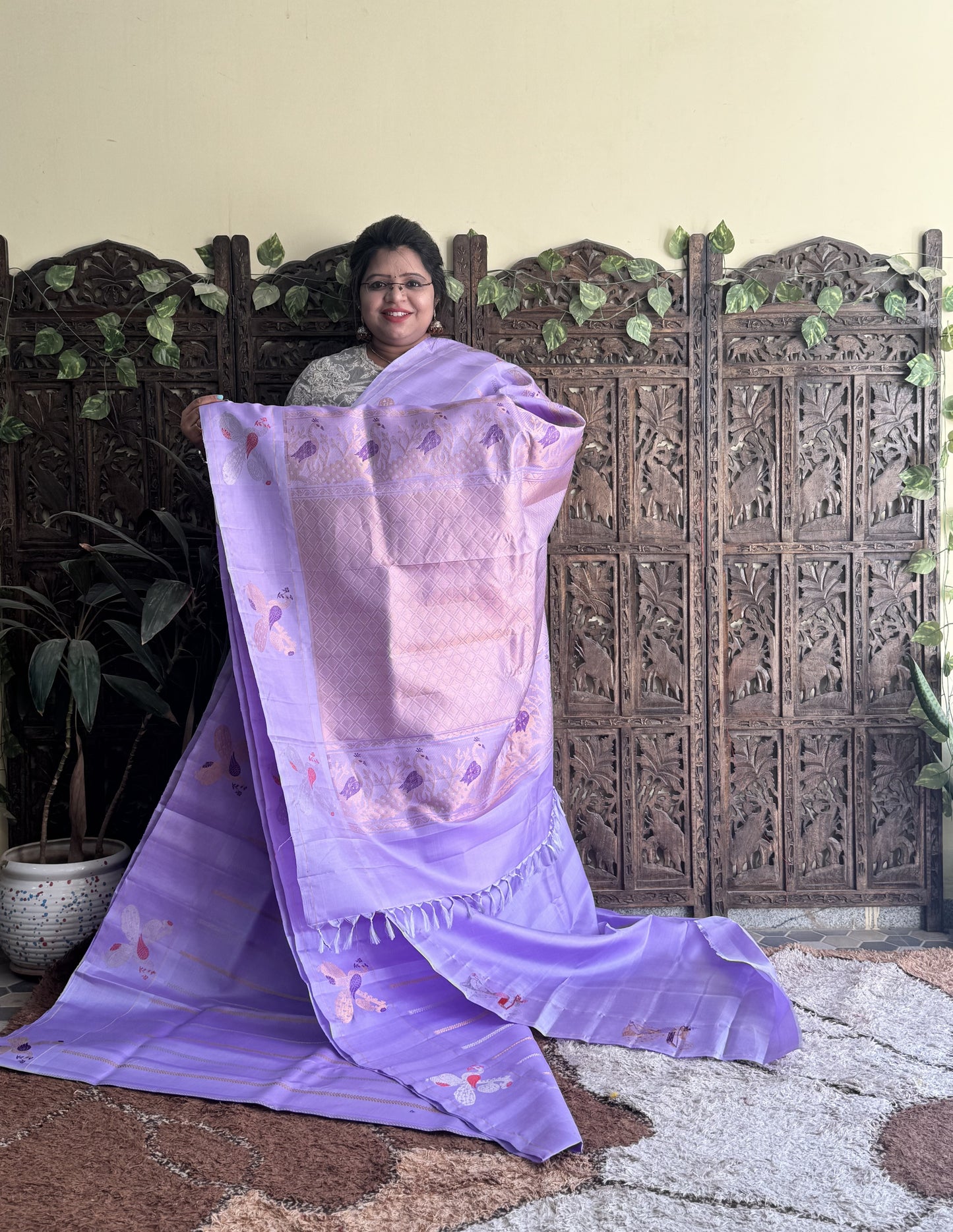 Gadwal Silk Saree Lilac Colored Complemented With a Minakari Border - Sampradaya Designer Studio