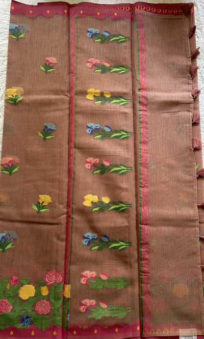 Semi Tussar Saree Onion Pink Colored Complemented with a Thread Border. - Sampradaya Designer Studio