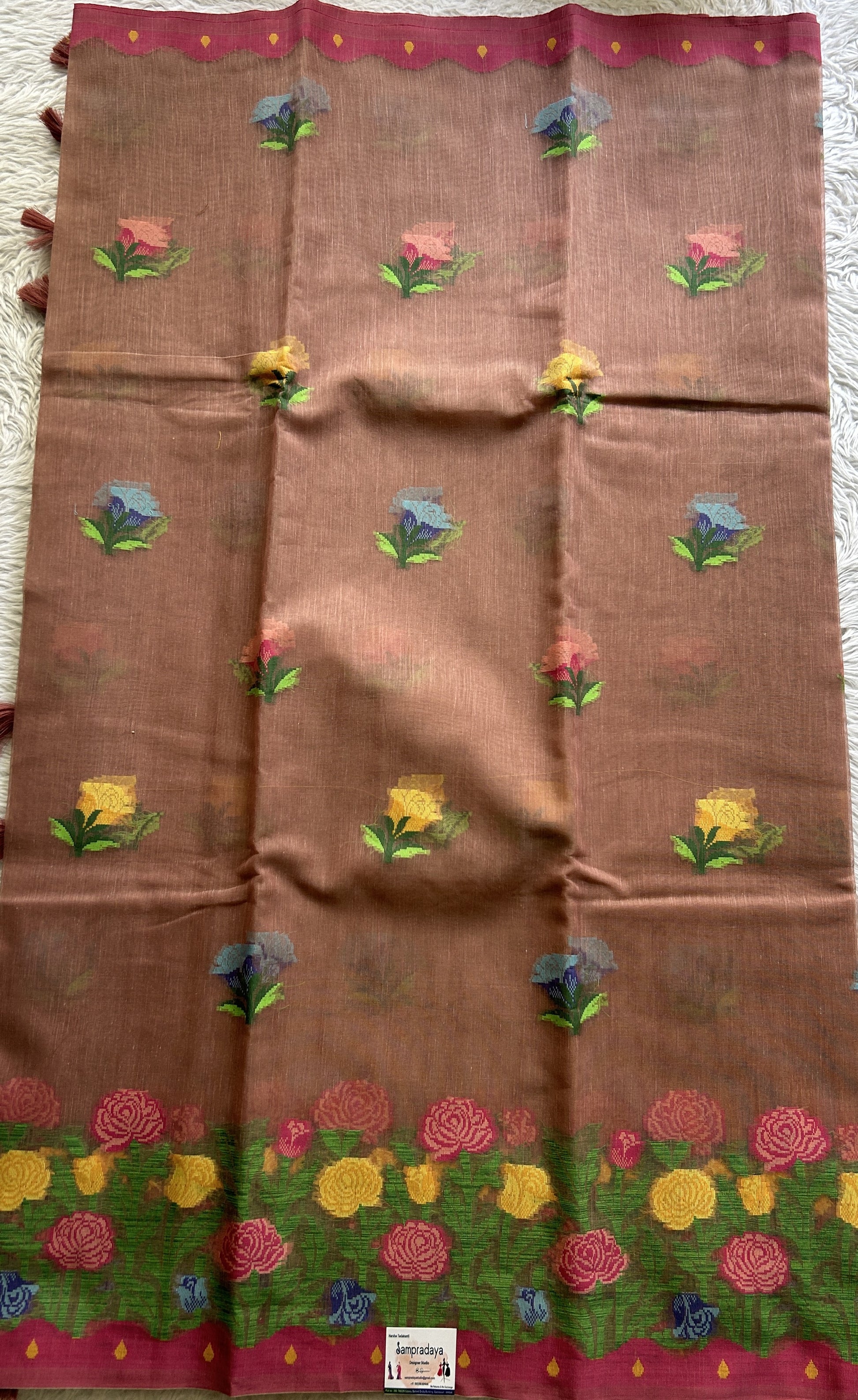 Semi Tussar Saree Onion Pink Colored Complemented with a Thread Border. - Sampradaya Designer Studio