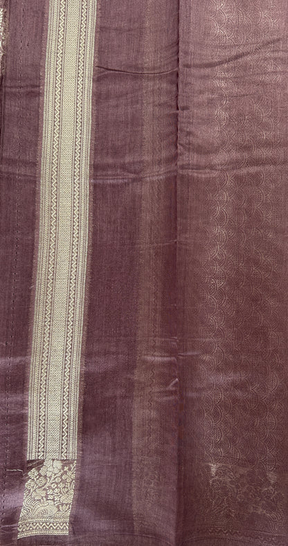 Maheshwari Chanderi Cotton Saree Mauve Colored Complemented with a Zari Border. - Sampradaya Designer Studio