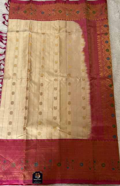 Gadwal Pattu Saree Cream Colored Complemented With a Pink Color Kanchi Border - Sampradaya Designer Studio
