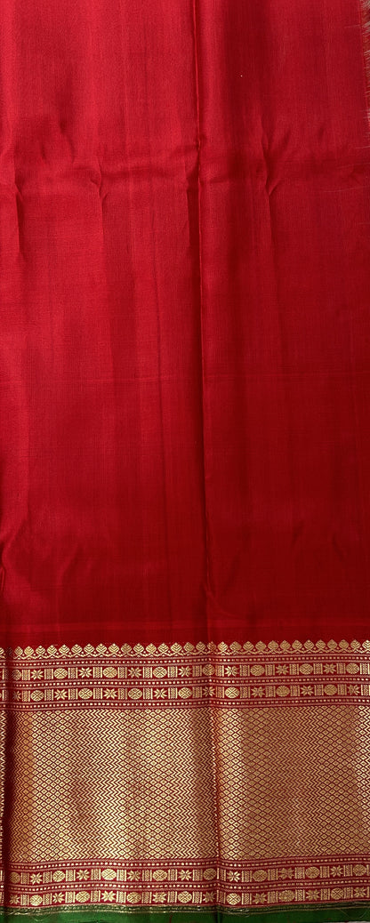 Gadwal Pattu Saree Beige Colored Complemented With a Maroon Color Kanchi Border - Sampradaya Designer Studio