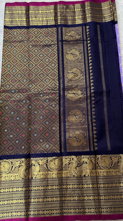 Gadwal Pattu Saree Lavender Colored Complemented With a Navy Blue Color Kanchi Border - Sampradaya Designer Studio