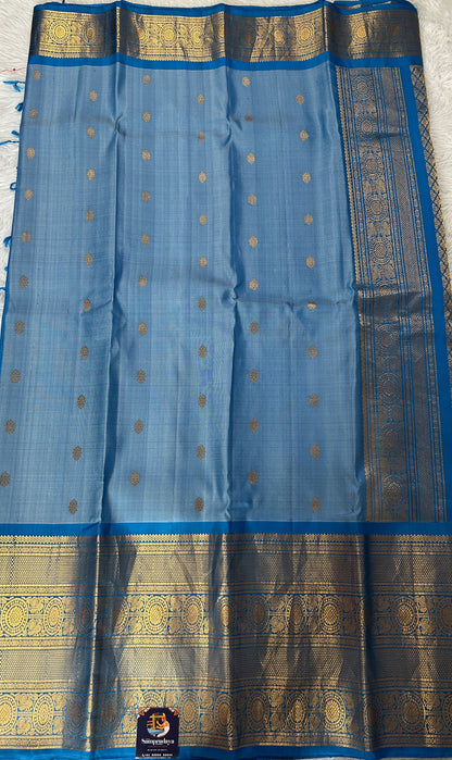 Gadwal Silk Saree Blue Colored Complemented With a Kanchi Border - Sampradaya Designer Studio