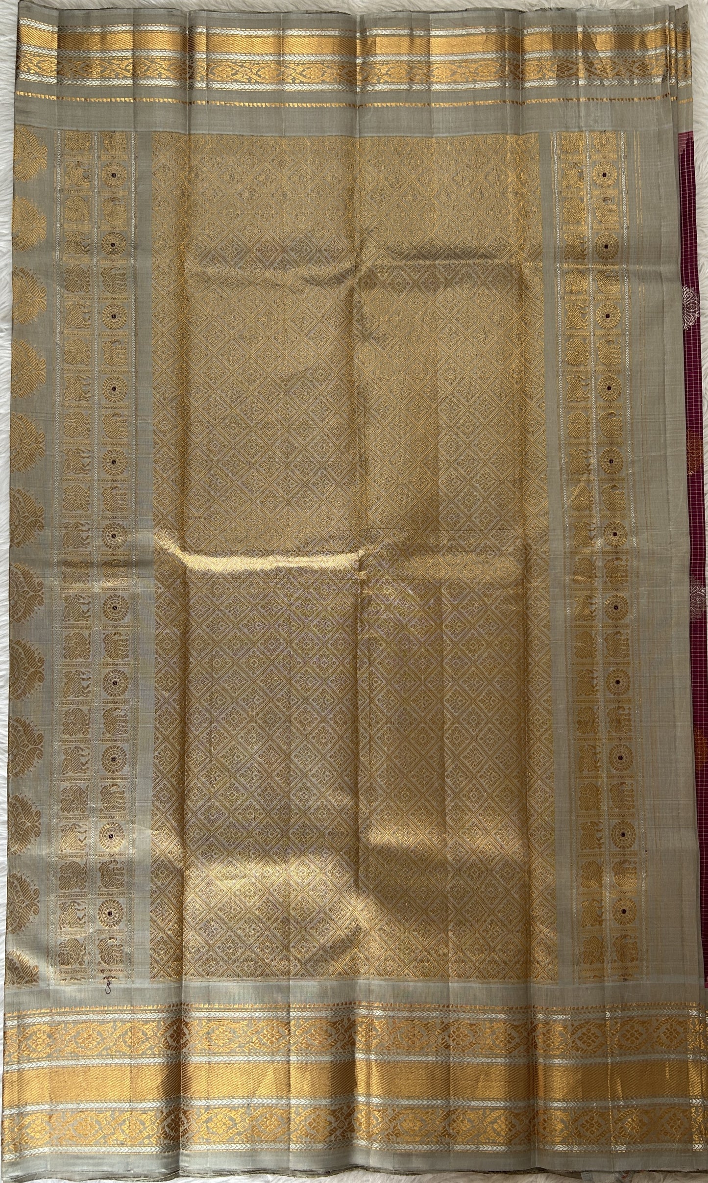 Gadwal Silk Saree Magenta Colored Complemented With a Gray Color Kanchi Border - Sampradaya Designer Studio