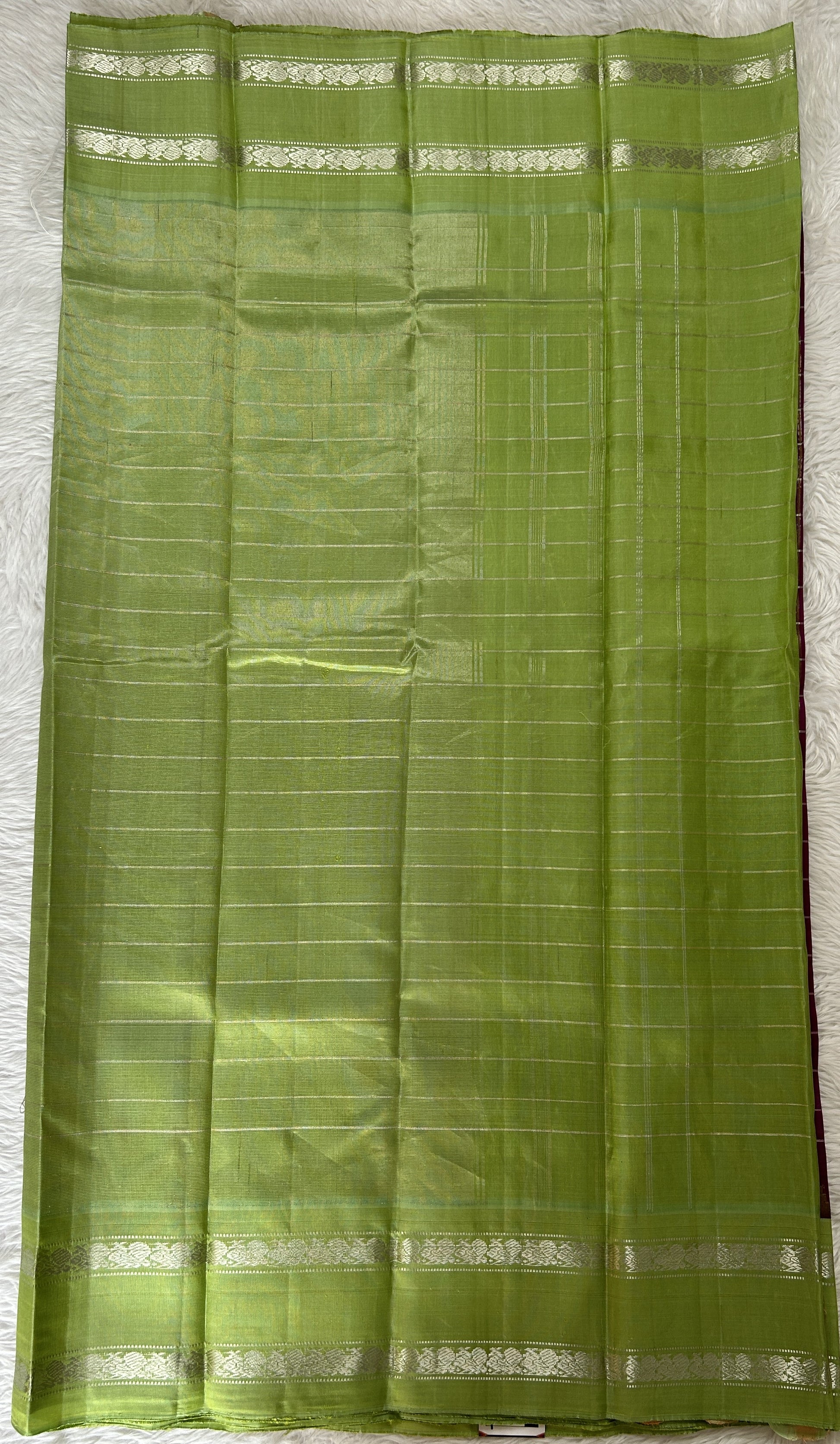 Gadwal Silk Saree Purple Colored Complemented With a Green Color Kanchi Gap Border - Sampradaya Designer Studio