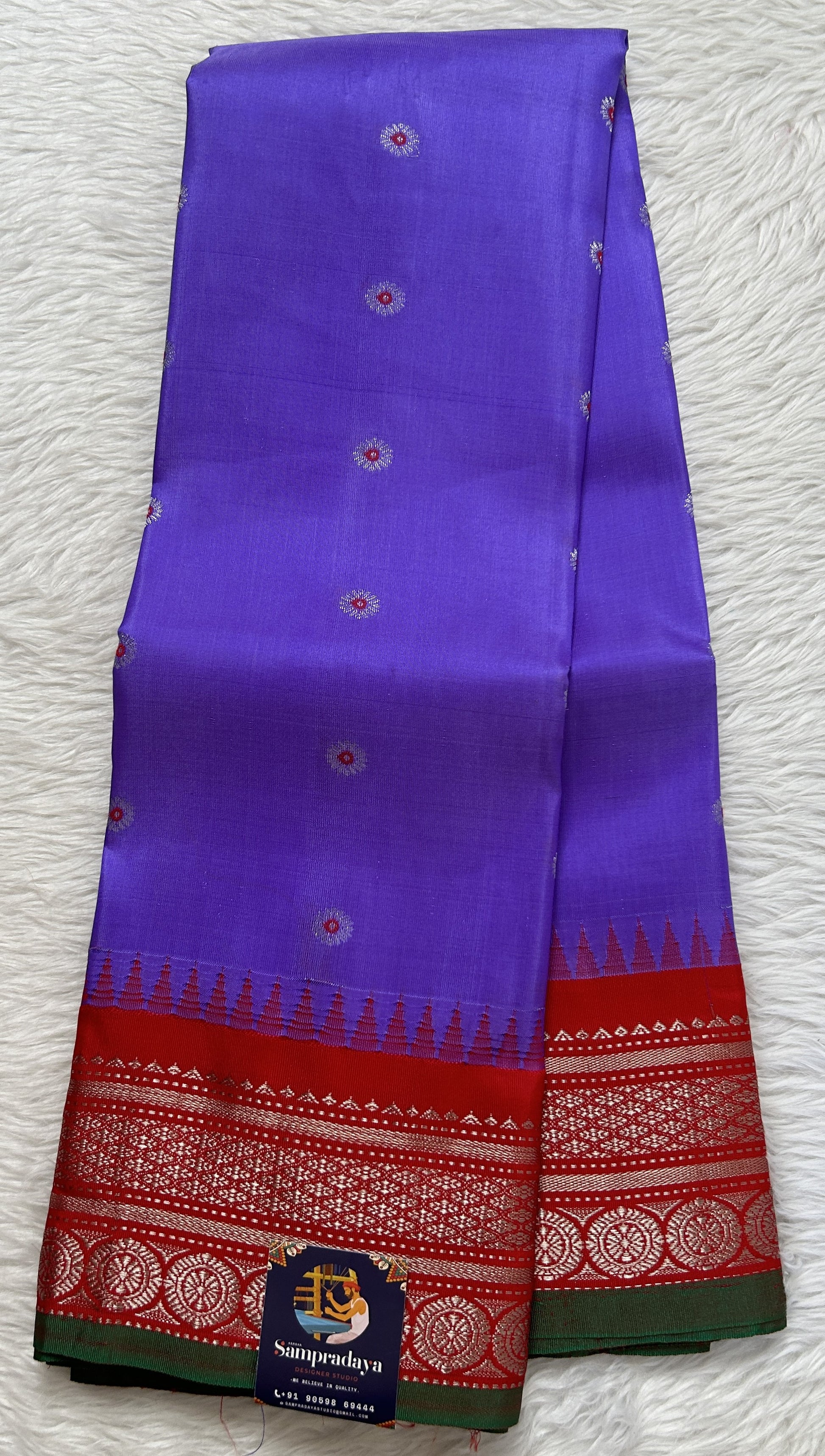 Gadwal Silk Saree Lavender colored complemented with a Red Color Kanchi Border - Sampradaya Designer Studio