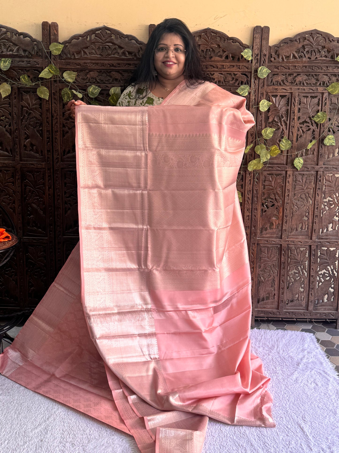 Peach Kanjivaram Silk Saree | Weaving Border With Floral Butta | Handloom | Silk Mark Certified