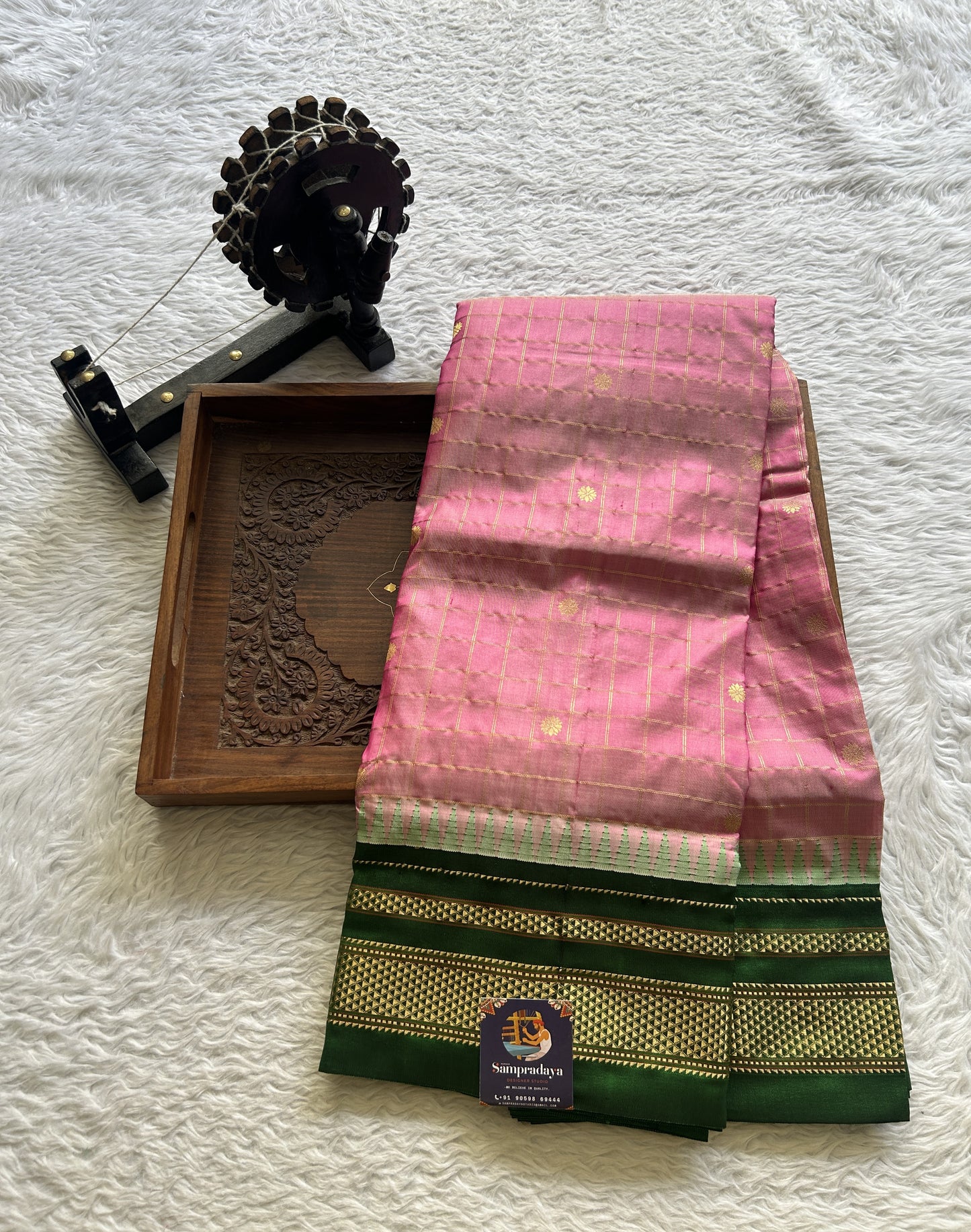 Narayanpet Silk Checks Saree Baby Pink Colored Complemented with a Zari Border. - Sampradaya Designer Studio