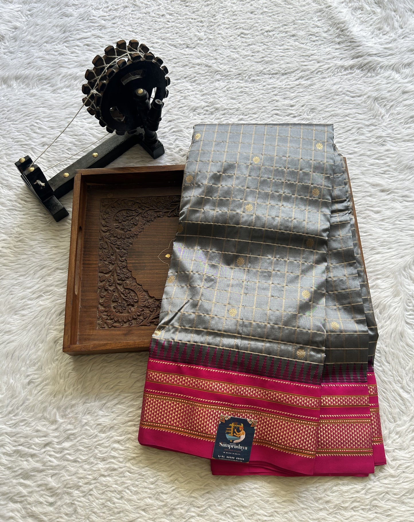 Narayanpet Silk Checks Saree Gray Colored Complemented with a Zari Border. - Sampradaya Designer Studio