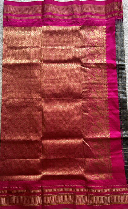 Narayanpet Silk Checks Saree Gray Colored Complemented with a Zari Border. - Sampradaya Designer Studio