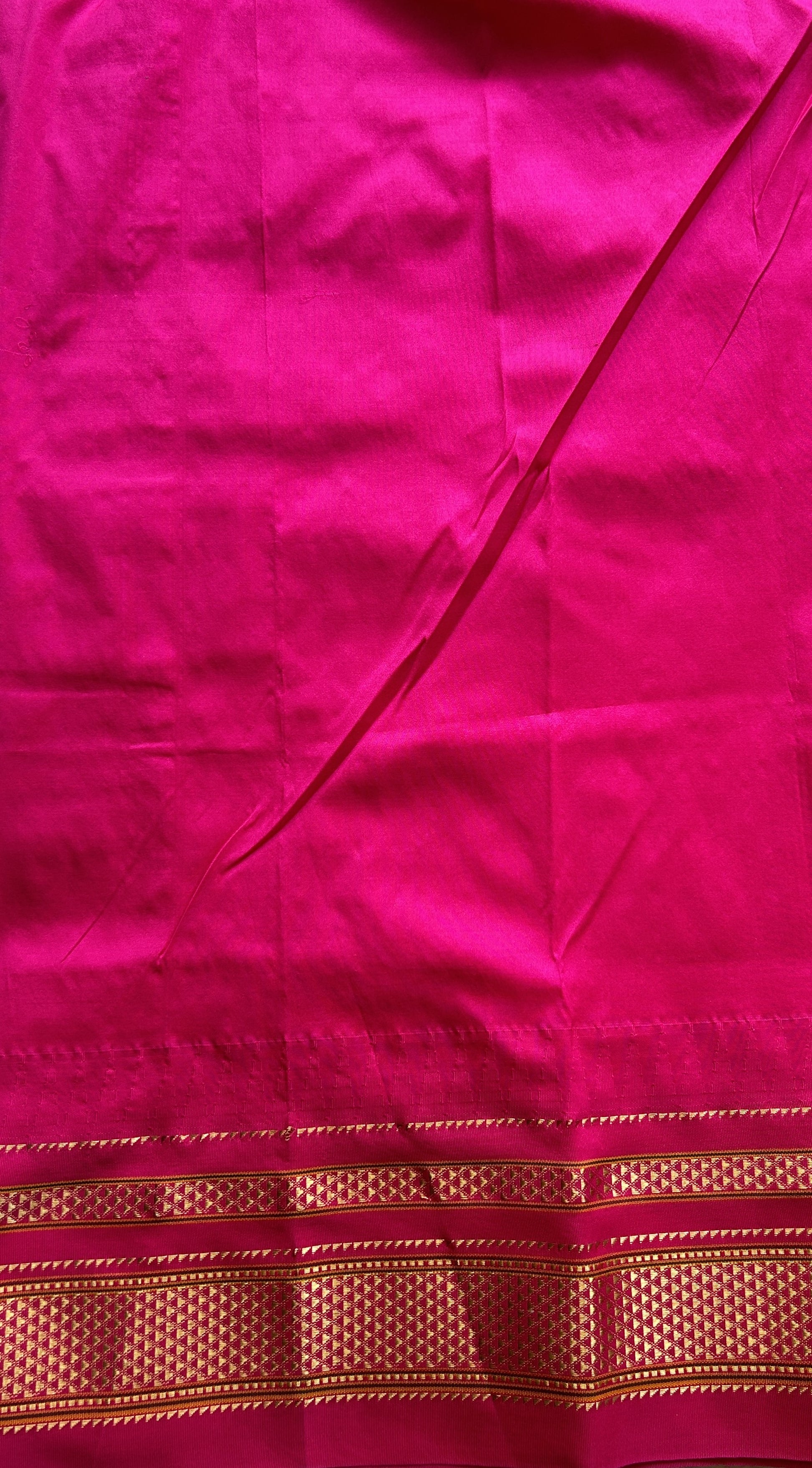 Narayanpet Silk Checks Saree Gray Colored Complemented with a Zari Border. - Sampradaya Designer Studio