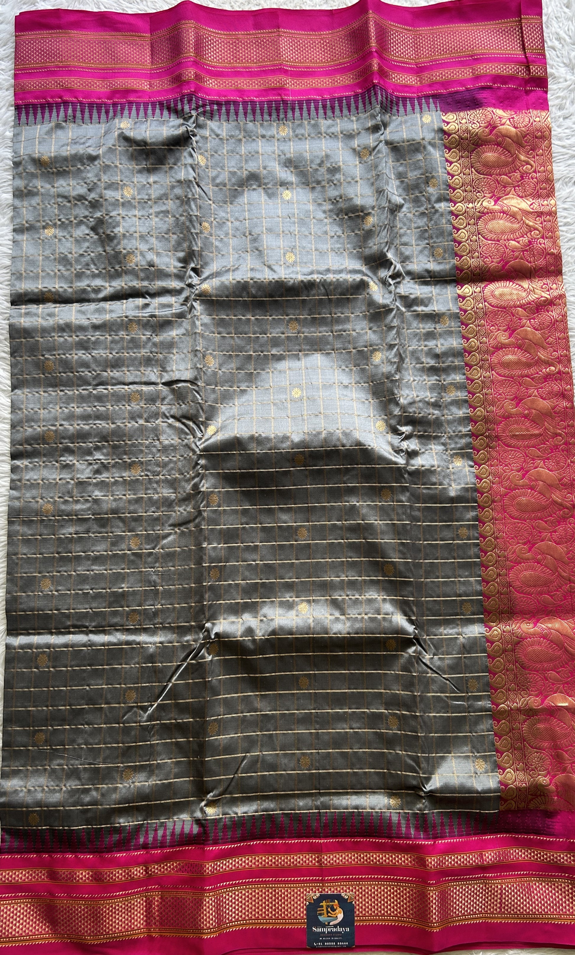 Narayanpet Silk Checks Saree Gray Colored Complemented with a Zari Border. - Sampradaya Designer Studio