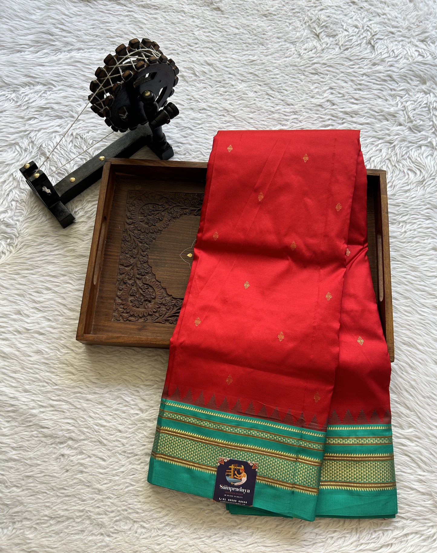 Narayanpet Silk Saree Red Colored Complemented with a Rama Green Zari Border. - Sampradaya Designer Studio