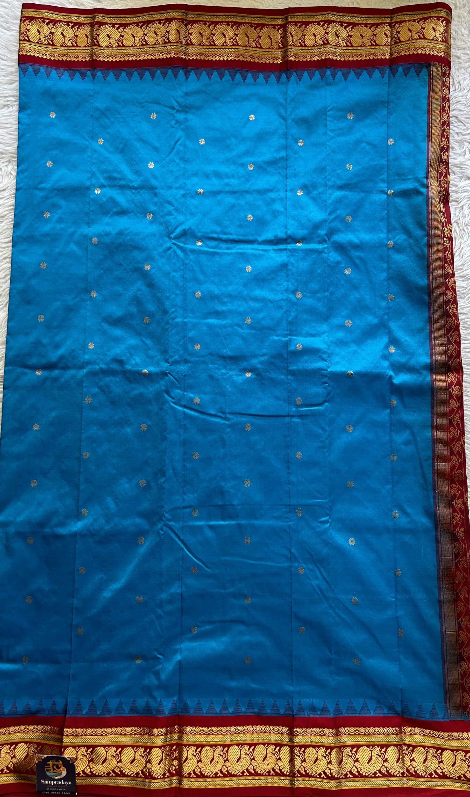 Narayanpet Silk Saree Royal Blue Colored Complemented with a Maroon Zari Border. - Sampradaya Designer Studio