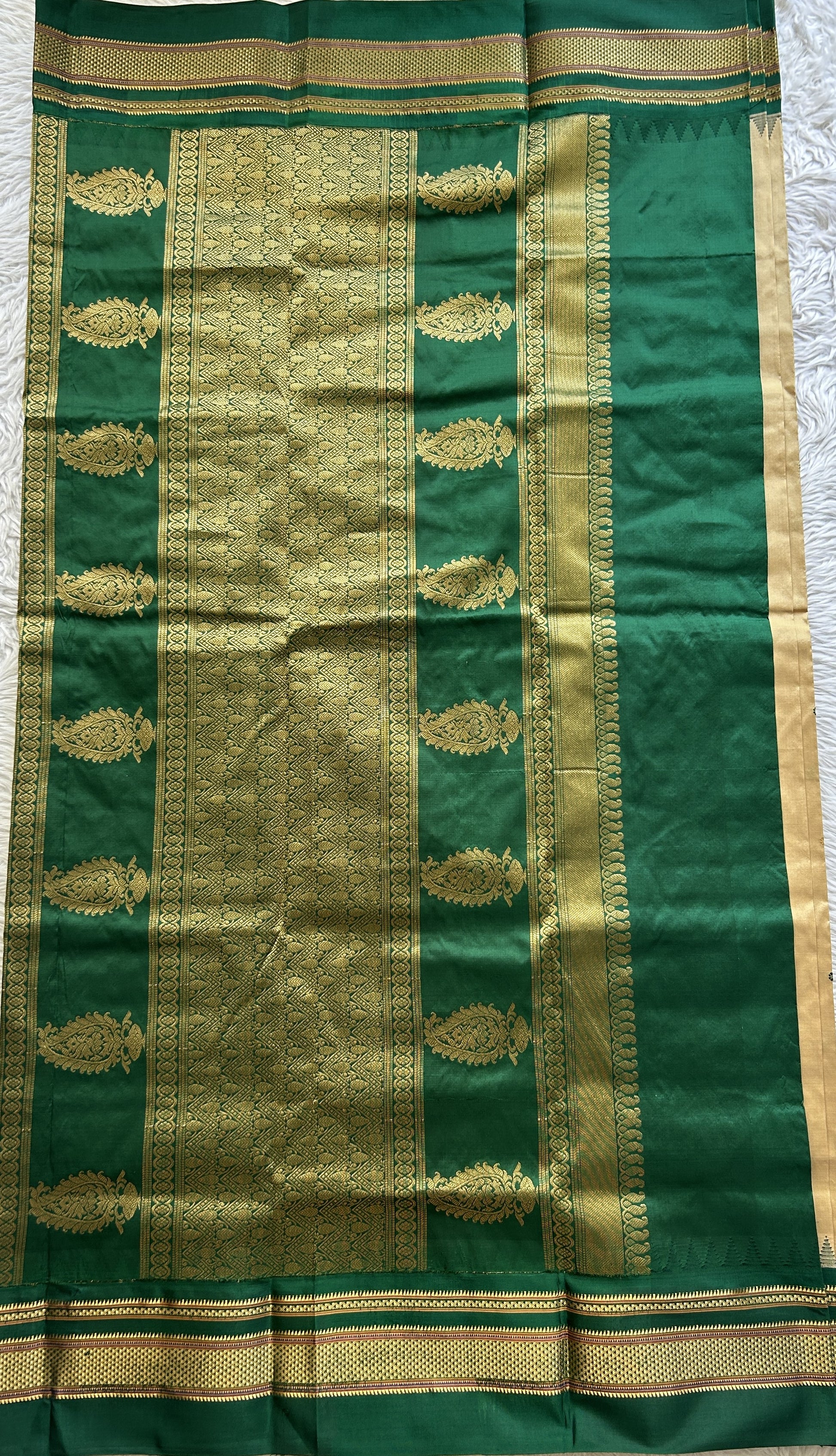 Narayanpet Silk Saree Beige Colored Complemented with a Green Zari Border. - Sampradaya Designer Studio